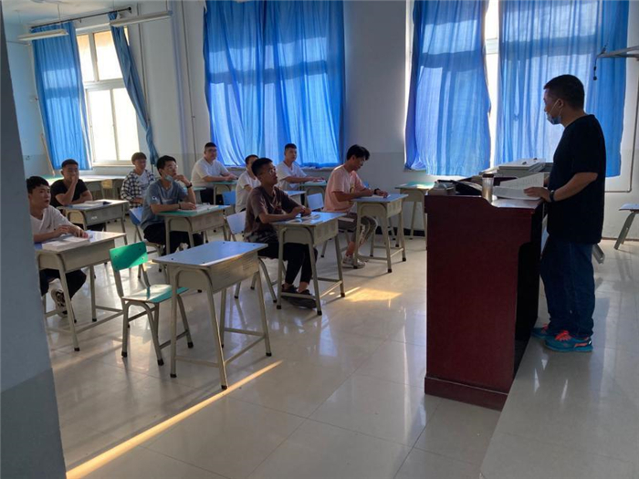 图片5.jpg 图片5.jpg